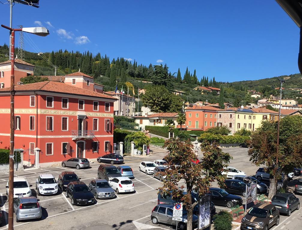 Отель Dimora Valpolicella Сант-Амброджо-ди-Вальполичелла Экстерьер фото